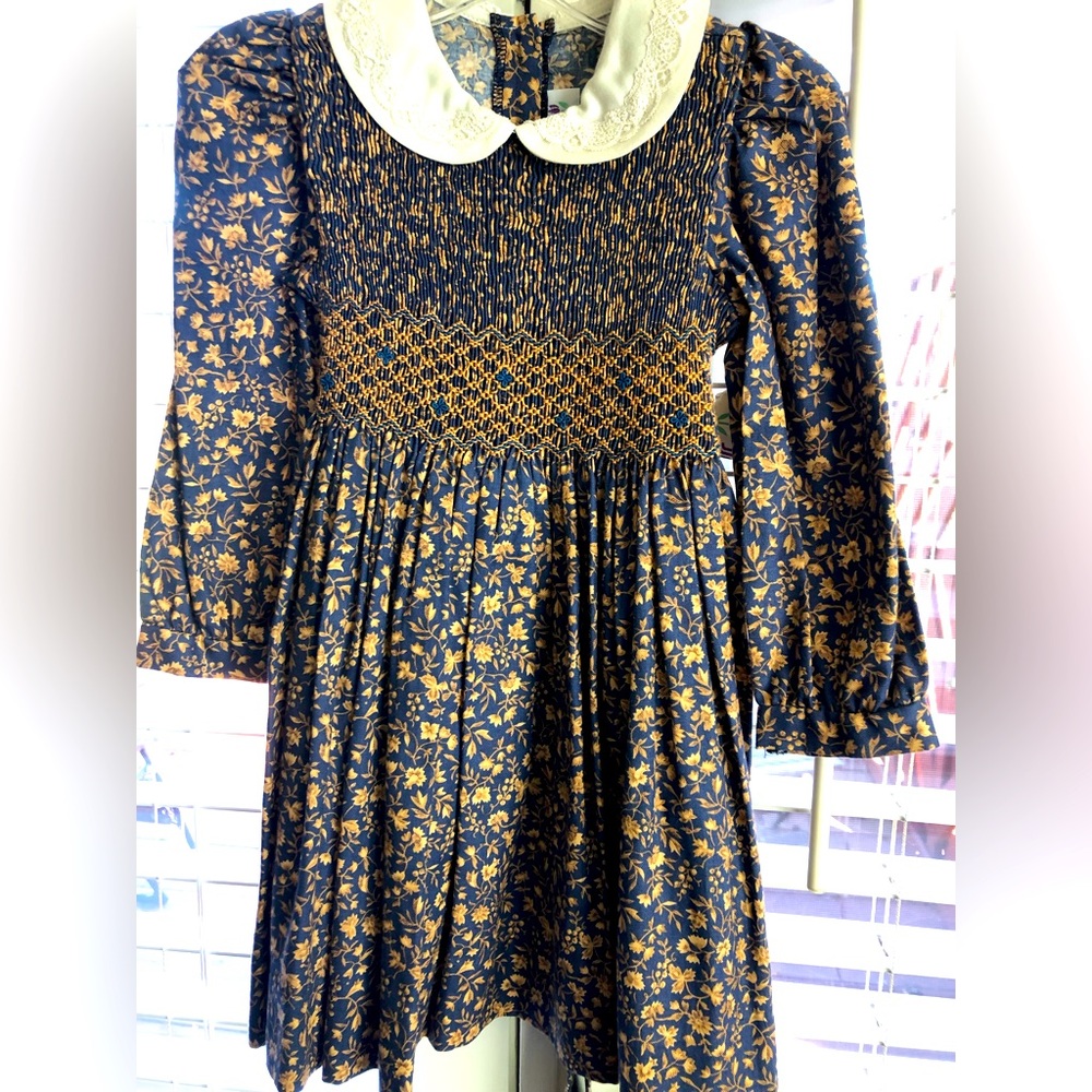 SIMI Navy Blue Floral Collared Smocked Girls Dress  NWT $93  Size 2